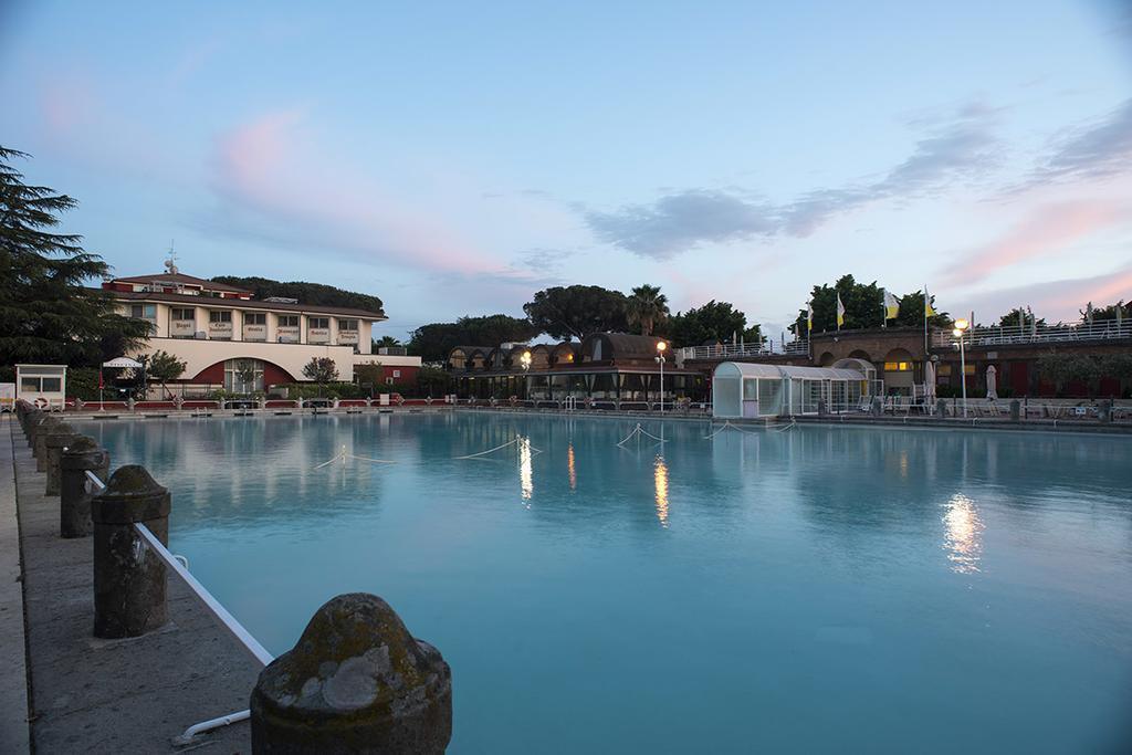 Agriturismo Casale Zuccari Caprarola Eksteriør billede